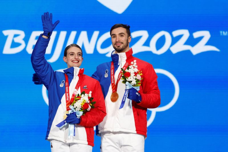Les médaillés d'or Gabriella Papadakis et Guillaume Cizeron
