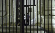 Le président sortant du Pérou fait ses adieux au palais présidentiel après sa destitution