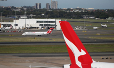 QANTAS VA RÉDUIRE DE 20% DE SES EFFECTIFS, AUGMENTER SON CAPITAL