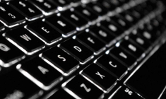 Voici 10 fonds technologiques pour dynamiser votre portefeuille. (© Woicik)