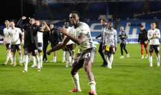 Après Manchester United, Grimsby poursuit son épopée