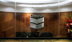 Le logo de Chevron dans son bureau à Caracas, Venezuela
