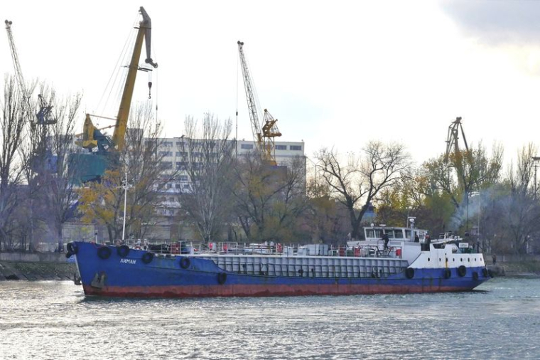 LE NAUFRAGE D'UN PÉTROLIER AU LARGE DE LA TUNISIE FAIT CRAINDRE UNE CATASTROPHE ÉCOLOGIQUE