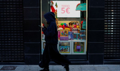 Une rue commerçante en Espagne
