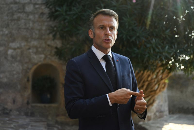 Visioconférence entre Emmanuel Macron et la coalition des volontaires