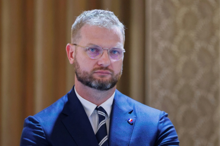 Le non-indépendantiste Nicolas Metzdorf lors d'une réunion à l'Elysée sur la Nouvelle-Calédonie, le 2 juillet 2025 à Paris ( POOL / Ludovic MARIN )