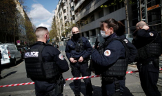 FRANCE: UNE PERSONNE TUÉE PAR BALLES DEVANT UN HÔPITAL À PARIS, SELON UN SOURCE POLICIÈRE