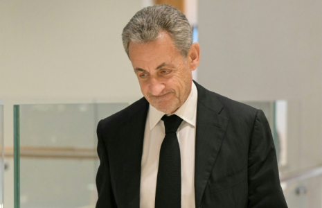 L'ancien président de la République Nicolas Sarkozy, à Paris le 20 janvier 2025 ( AFP / Bertrand GUAY )