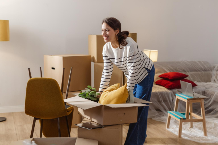 Les femmes sont de plus en plus nombreuses à devenir propriétaires en solo. ( crédit photo : Getty Images )