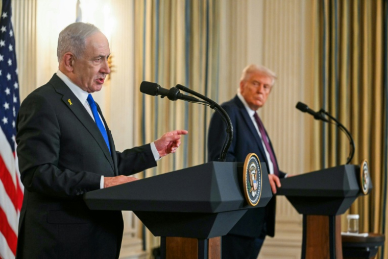 M. Netanyahu et M. Trump à la Maison Blanche, le 29 septembre 2025 ( AFP / Jim WATSON )
