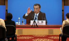 CHINE: LE PREMIER MINISTRE DÉFEND L'OBJECTIF DE 6% DE CROISSANCE DU PIB EN 2021