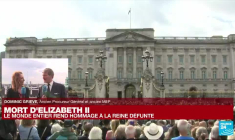 Royaume-Uni : entre deuil de la reine et acclamation au nouveau roi au lendemain du décès d'Elizabeth II