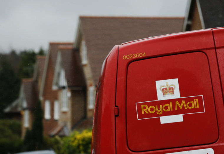 ROYAL MAIL RESSERRE SA PRÉVISION DE BÉNÉFICE