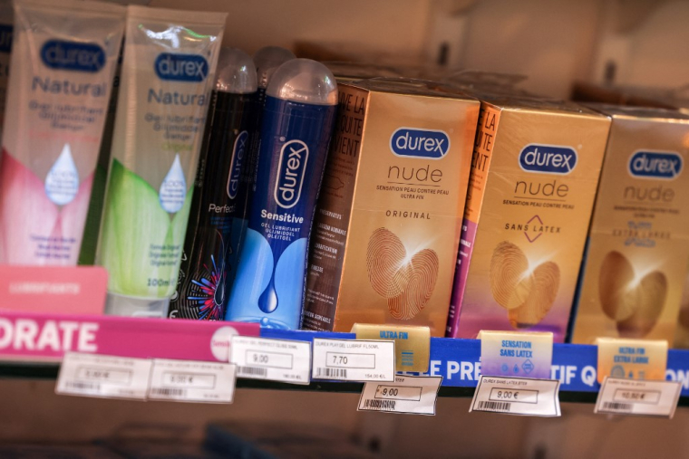 Reckitt entend se recentrer sur ses marques performantes, comme Durex. ( AFP / CHARLY TRIBALLEAU )