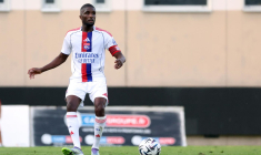 Clinton Mata prolonge à l'OL