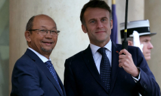 Emmanuel Macron et le président haïtien par intérim, Leslie Voltaire, le 29 janvier 2025. ( AFP / THOMAS SAMSON )
