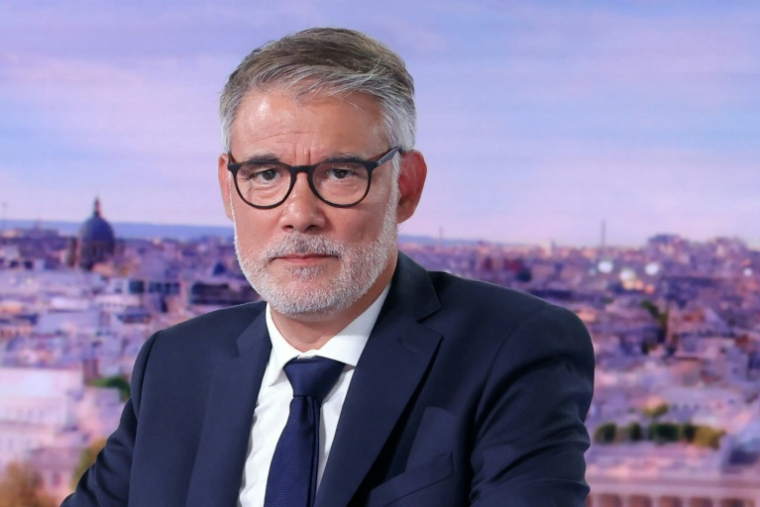 Olivier Faure annonce qu'il est candidat à l'élection présidentielle, au journal de 20H00 de TF1, le 30 août 2026  ( AFP / Thomas SAMSON )