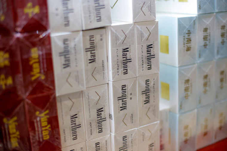 PHILIP MORRIS FAIT MIEUX QUE PRÉVU AU TROISIÈME TRIMESTRE, HAUSSE DU TITRE