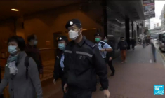 Hong Kong : fermeture du dernier gros média pro-démocratie après des perquisitions et arrestations
