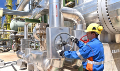 raffinerie de pétrole (Crédits: Adobe Stock)