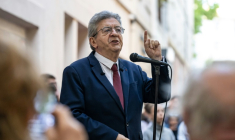 Jean-Luc Mélenchon, chef de file de LFI, lors d'un meeting à Marseille, le 7 mai 2026 ( AFP / MIGUEL MEDINA )