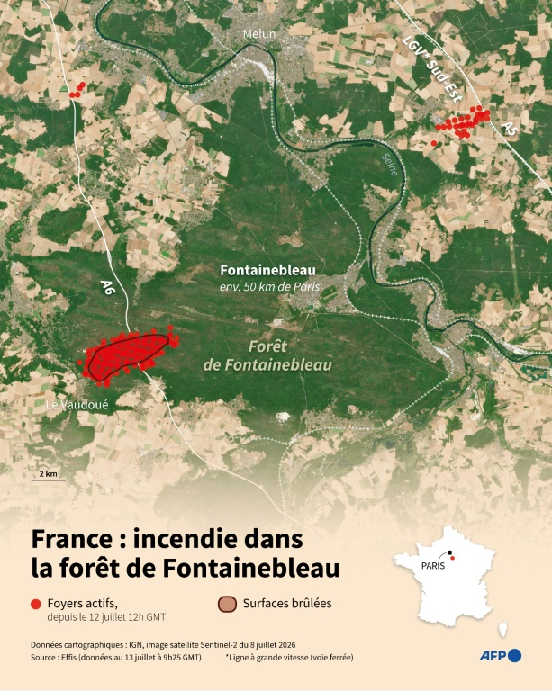 Carte de l'incendie qui a débuté dimanche 12 juillet 2026 dans la forêt de Fontainebleau (Seine-et-Marne), au sud-est de Paris ( AFP / Nalini LEPETIT-CHELLA )