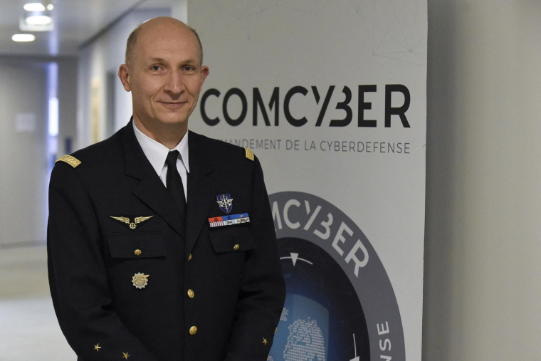 Le général Didier Tisseyre participera notamment à une table ronde sur le rôle grandissant de l'UE dans la cybersécurité. ( AFP / ERIC PIERMONT )
