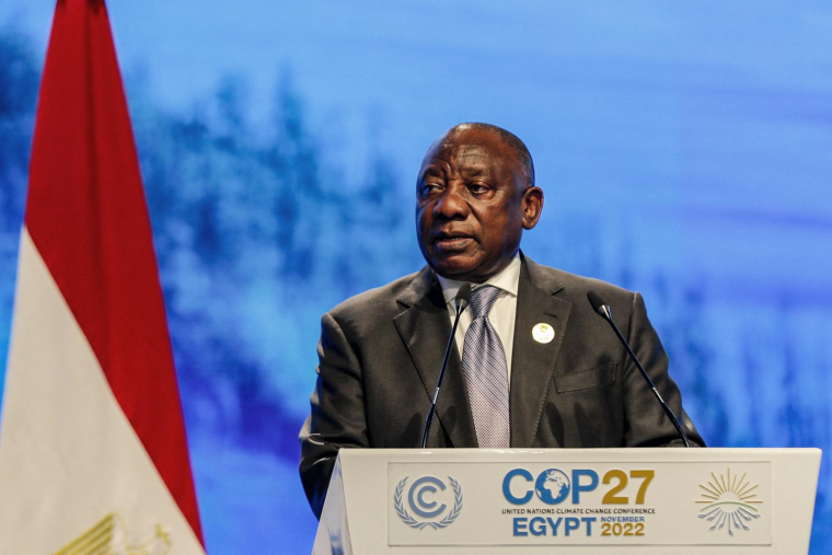 Le président de l'Afrique du Sud Cyril Ramaphosa le 8 novembre 2022 en Egypte. ( AFP / MOHAMMED ABED )