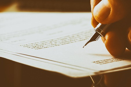 Quand testament et analyse graphologique se retrouvent au coeur d'un héritage ( Crédits photo: Fotolia)
