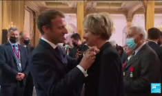 60 ans après la fin de la guerre d'Algérie, Macron "demande pardon" aux Harkis