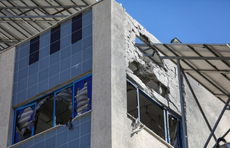 Conséquences d'une frappe israélienne sur l'hôpital baptiste arabe Al-Ahli dans la ville de Gaza