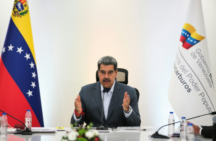 Photo diffusée par la présidence vénézuélienne du président du Venezuela Nicolas Maduro s'exprimant lors d'une réunion avec ses ministres à Caracas, le 11 mars 2025 ( Venezuelan Presidency / Handout )