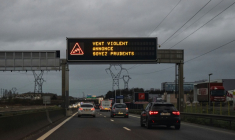 Période agitée pour le secteur automobile en Europe ( AFP / Sameer Al-DOUMY )
