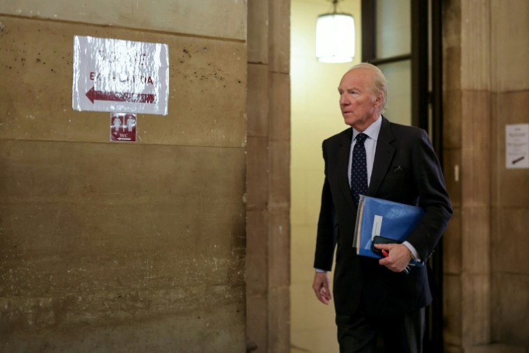 Brice Hortefeux à la cour d'appel de Paris le 6 mai 2027 ( AFP / Thomas SAMSON )