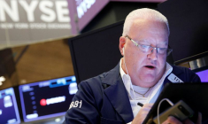 WALL ST DANS LE ROUGE