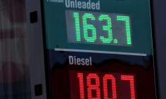 LONDRES VEUT UN EXAMEN DU MARCHÉ DES CARBURANTS FACE AU BOND DES PRIX