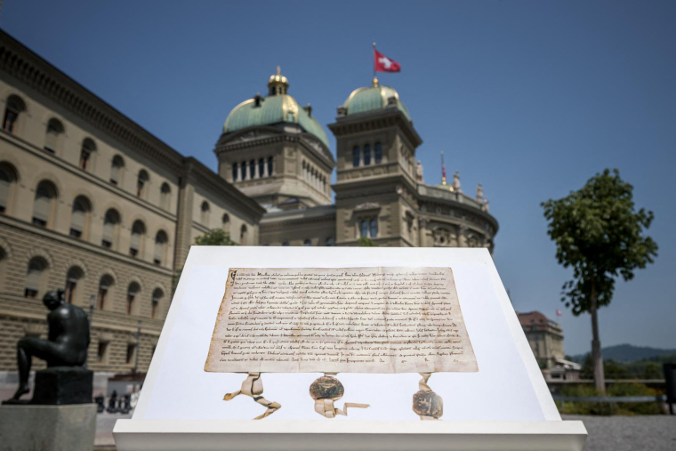 ( AFP / FABRICE COFFRINI )