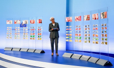 PHOTO D'ARCHIVES : La présidente de la Banque centrale européenne, Christine Lagarde, présente à Francfort les projets présélectionnés pour les futurs billets en euros.