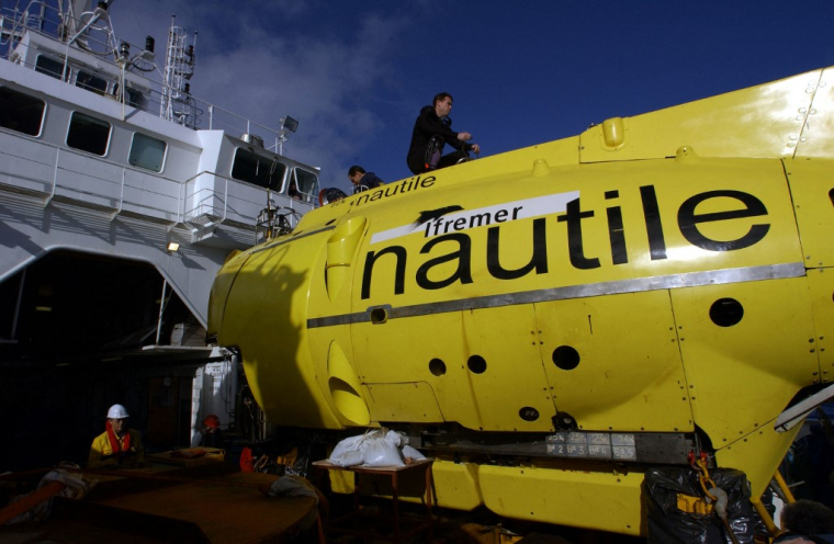 Le Nautile avait notamment mené des travaux de colmatage d'urgence de l'épave engloutie du pétrolier Prestige, après son naufrage en novembre 2022 ( AFP / MICHEL GOUILLOU )