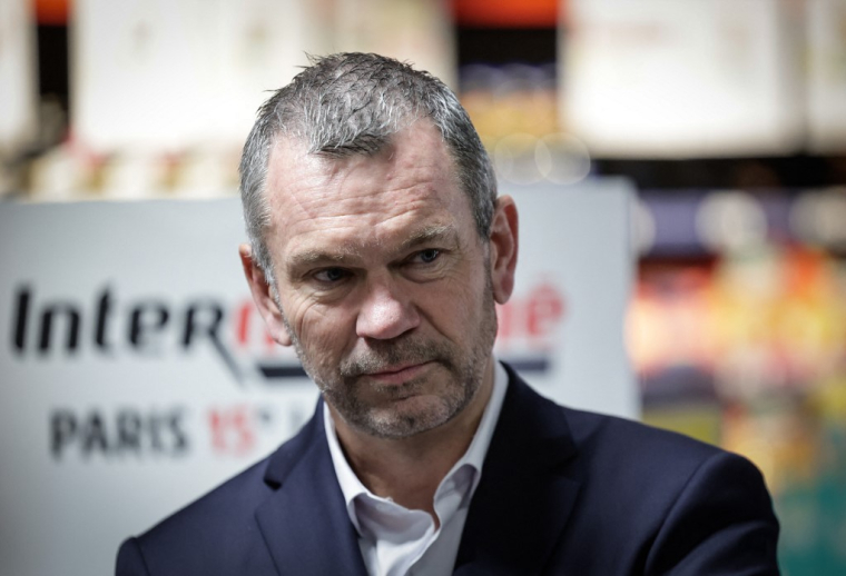 Thierry Cotillard à Paris le 5 septembre 2025. ( AFP / STEPHANE DE SAKUTIN )
