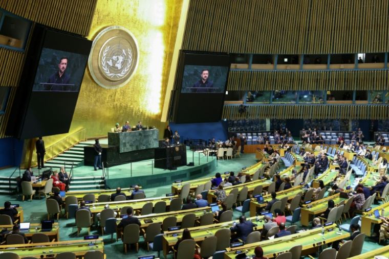 Le président ukrainien Volodymyr Zelensky lors de la 81e Assemblée générale des Nations unies à New York, le 23 septembre 2026 ( AFP / CHARLY TRIBALLEAU )