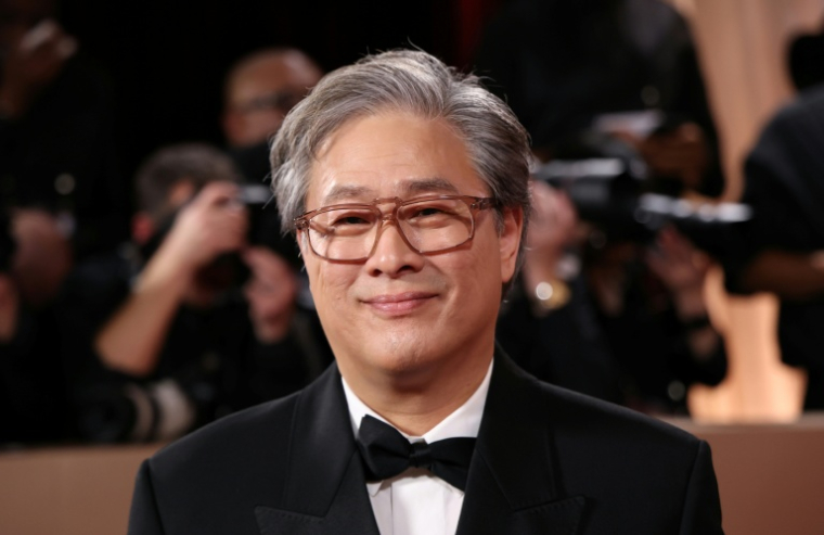 Le réalisateur sud-coréen Park Chan-wook lors des Golden Globes à Beverly Hills, en Californie, le 11 janvier 2026 ( AFP / Michael Tran )