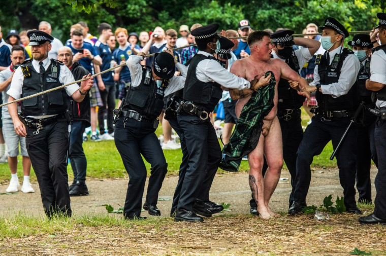 Le Royaume-uni enverra trois policiers aux Etats-Unis pour la Coupe du monde