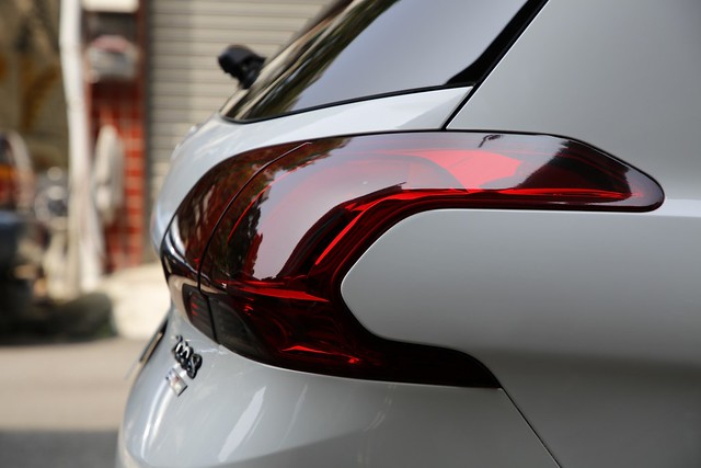 PSA pénalisé au premier trimestre par l'international (credit : Peugeot_Peng_flickr)