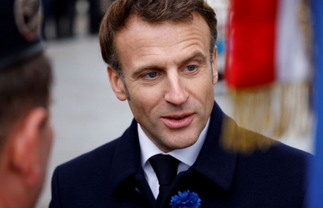Le président français Emmanuel Macron lors d'une cérémonie à l'Arc de Triomphe à Paris
