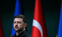 Volodymyr Zelensky en conférence de presse au cours d'une visite en Turquie, à Ankara, le 19 novembre 2025 ( AFP / Ozan KOSE )