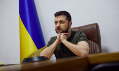 ZELENSKY INSISTE AUPRÈS DE MACRON SUR L'ÉVACUATION DES CIVILS DE MARIOUPOL