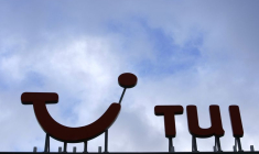 TUI ANTICIPE UNE REPRISE À L'ÉTÉ 2022, VEUT REMBOURSER UNE PARTIE DES AIDES D'ÉTAT