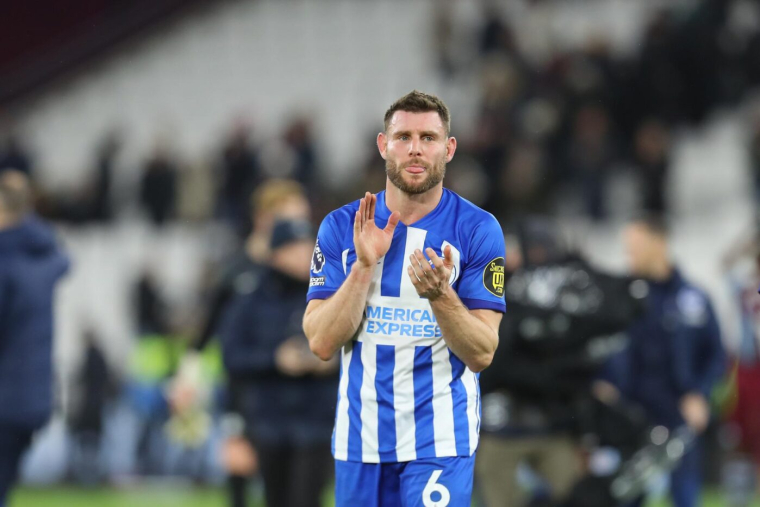 James Milner refuse la retraite et vise un record historique en Premier League