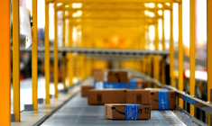 AMAZON DÉVOILE DES PRÉVISIONS POUR LES FÊTES INFÉRIEURES AUX ATTENTES